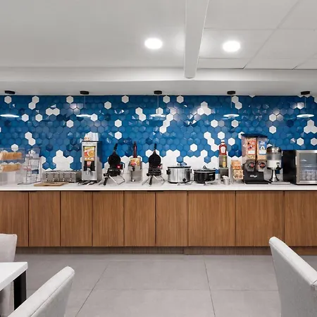 Hotel La Quinta By Wyndham Houston Stafford Sugarland